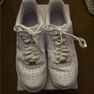 Women’s air force 1’s ‘07